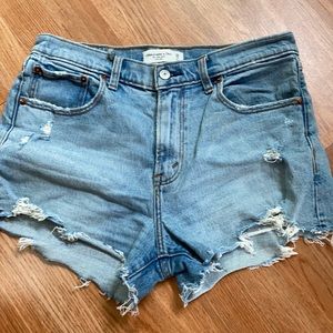 Abercrombie & Fitch Mom Short
